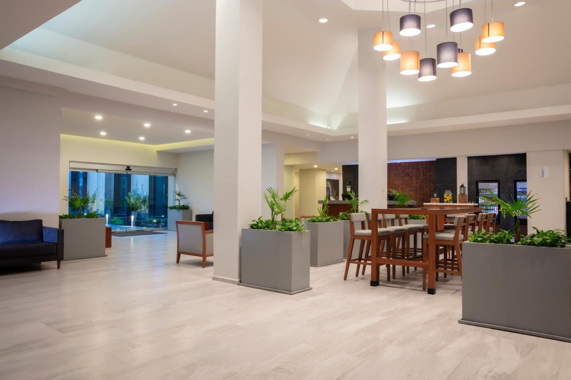Krystal Urban Monterrey San Jeronimo酒店 外观 照片